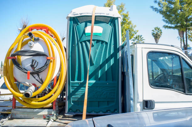 Portable Toilet Options We Offer in Evansdale, IA