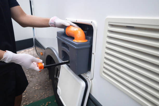 Best Portable bathroom rental  in Evansdale, IA